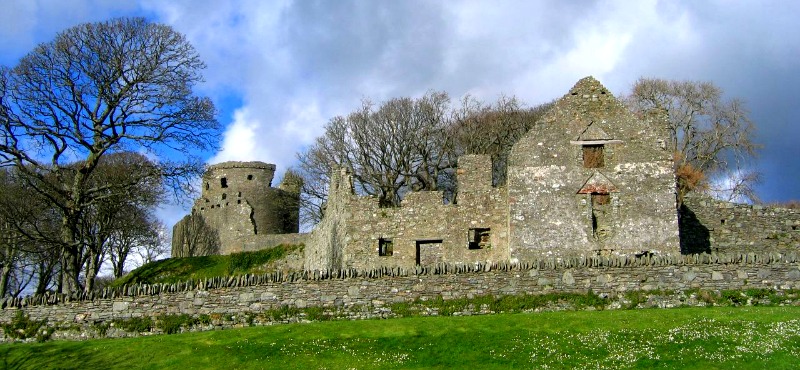Dundrum Castle